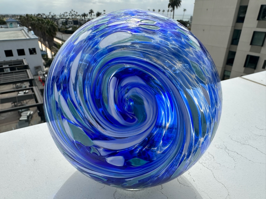 Decorative Seashells Within An Art Glass Ball 7H [Photo 7]