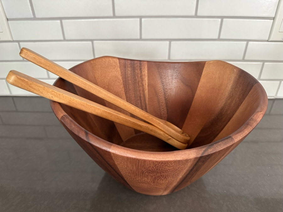 Wooden Salad Bowl Set By Lipper International [Photo 2]
