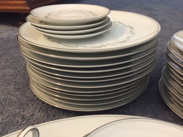 Noritake China Set [Photo 6]