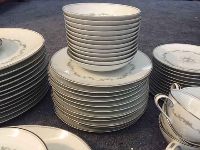 Noritake China Set [Photo 5]