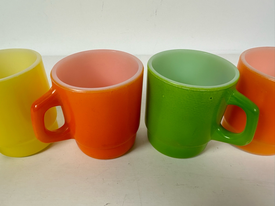 (4) Vintage Anchor Hocking Fire King Mugs 3.5H [Photo 5]