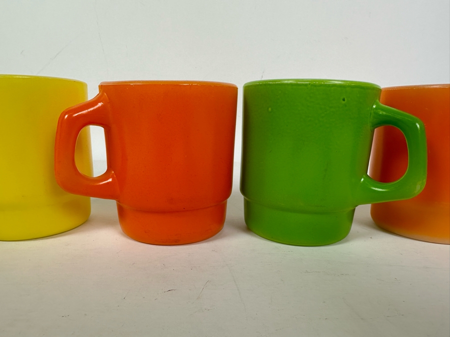 (4) Vintage Anchor Hocking Fire King Mugs 3.5H [Photo 4]