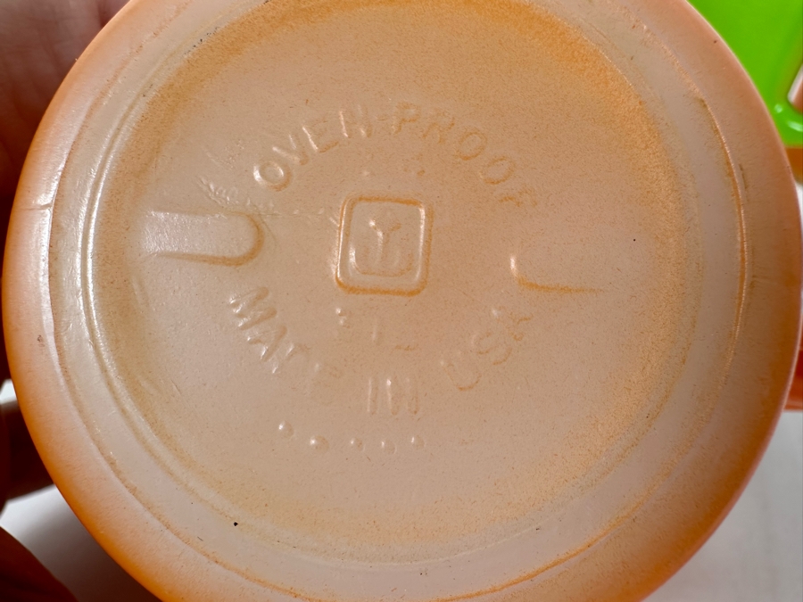 (4) Vintage Anchor Hocking Fire King Mugs 3.5H [Photo 7]