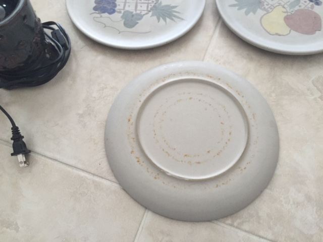 Plates with Light [Photo 3]