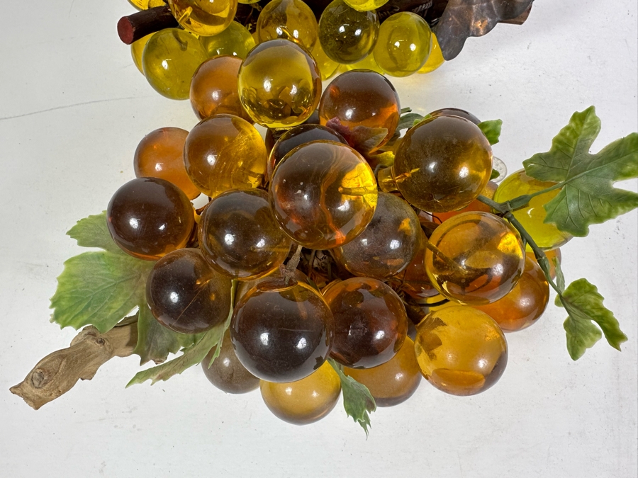 Vintage Lucite Amber & Gold Grape Clusters Home Decor 12'W [Photo 3]