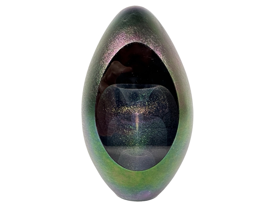 Vintage 1991 Robert Eickholt Fountain Iridescent Art Glass Egg Paperweight 6.5'H [Photo 1]