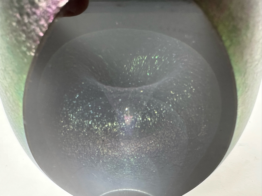 Vintage 1991 Robert Eickholt Fountain Iridescent Art Glass Egg Paperweight 6.5'H [Photo 2]