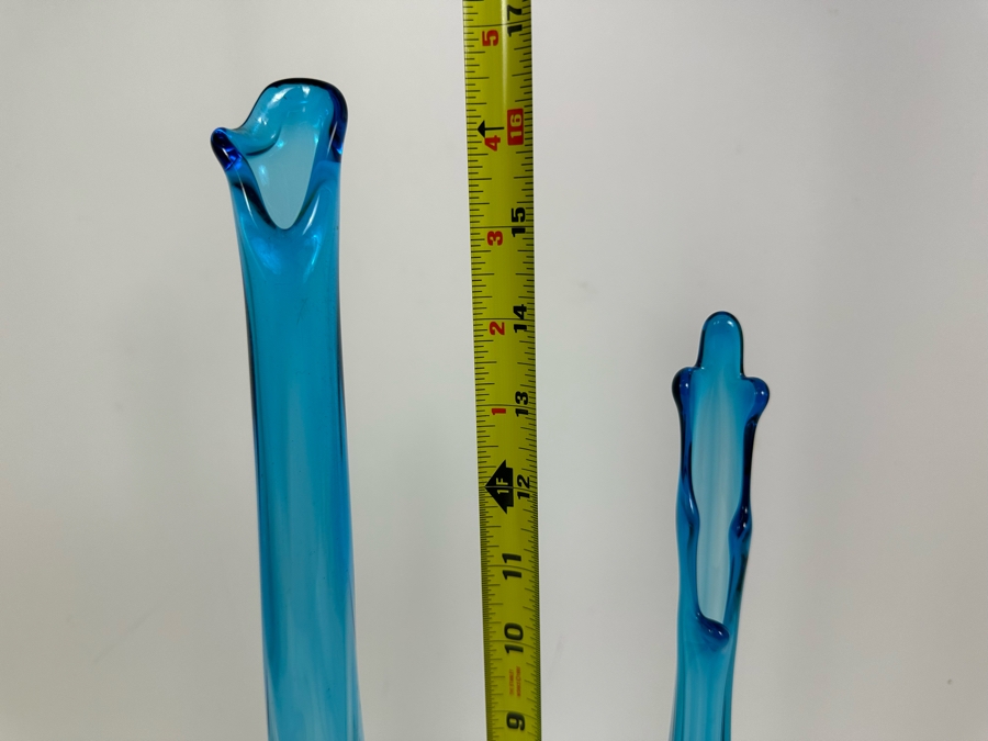 Vintage MCM L. E. Smith Swung Glass Vase 16.5'H (L) And Viking Glass 6-Panel Swung Art Glass Vase 14'H (R) In Blue [Photo 4]