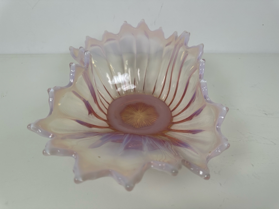 Vintage Fostoria Glass Opalescent Centerpiece Console Bowl 13.5'W X 7'D X 4.5'H [Photo 4]