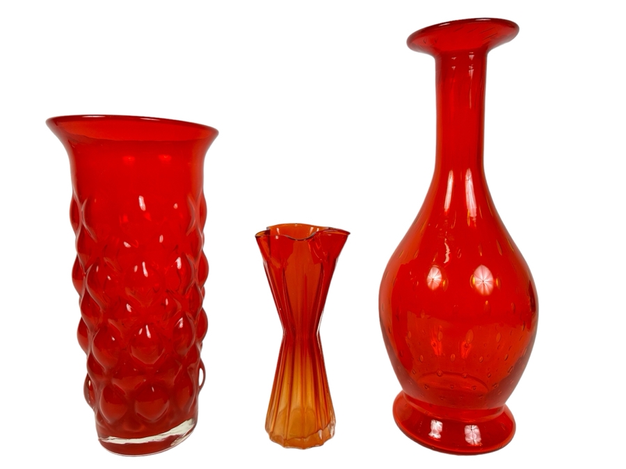 Vintage MCM Bubble Glass Vase 11'H (L), Kreiss Corporation Glass Vase Japan 7.5'H (M) And Stunning Red Bubble Art Glass Vase 13.5'H (R) Red [Photo 1]
