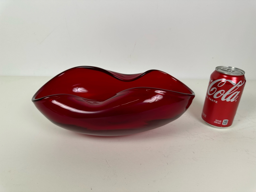 Vintage Red Art Glass Bowl 12'W X 6.5'D X 5'H [Photo 10]