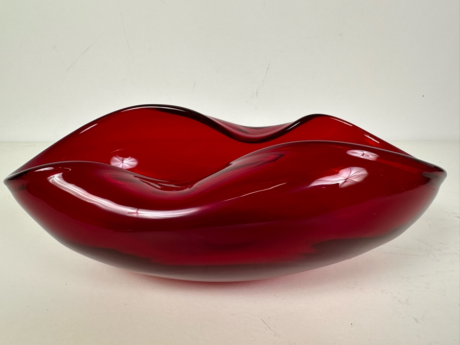 Vintage Red Art Glass Bowl 12'W X 6.5'D X 5'H [Photo 5]