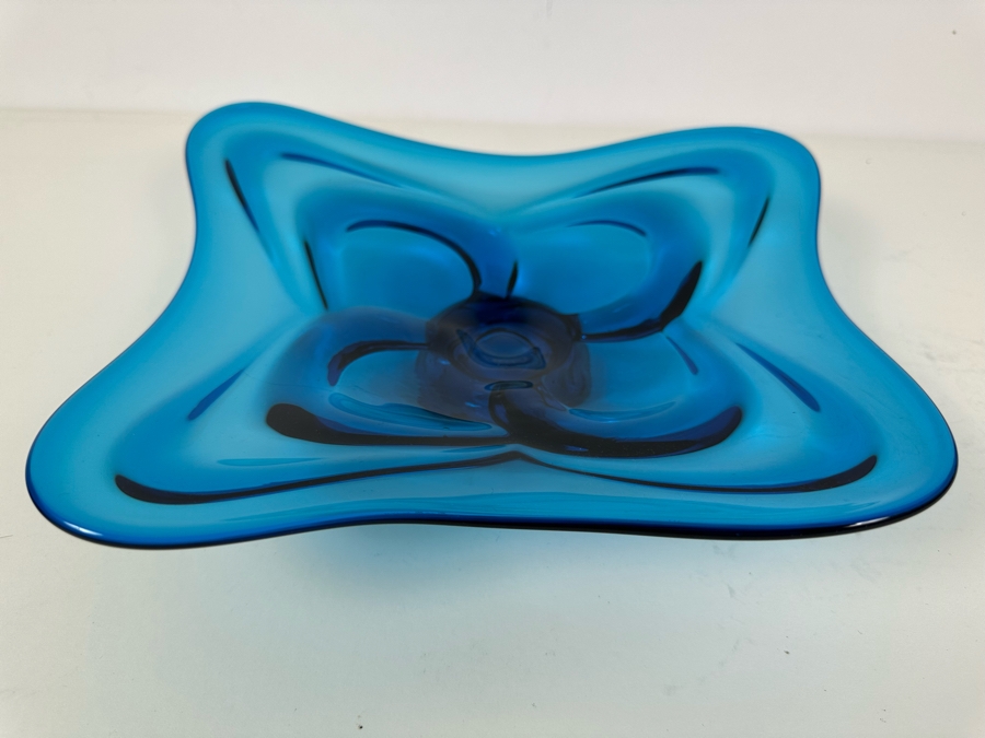 Vintage Blue Art Glass Bowl 11.5'W X 10'D X 2.5'H [Photo 2]