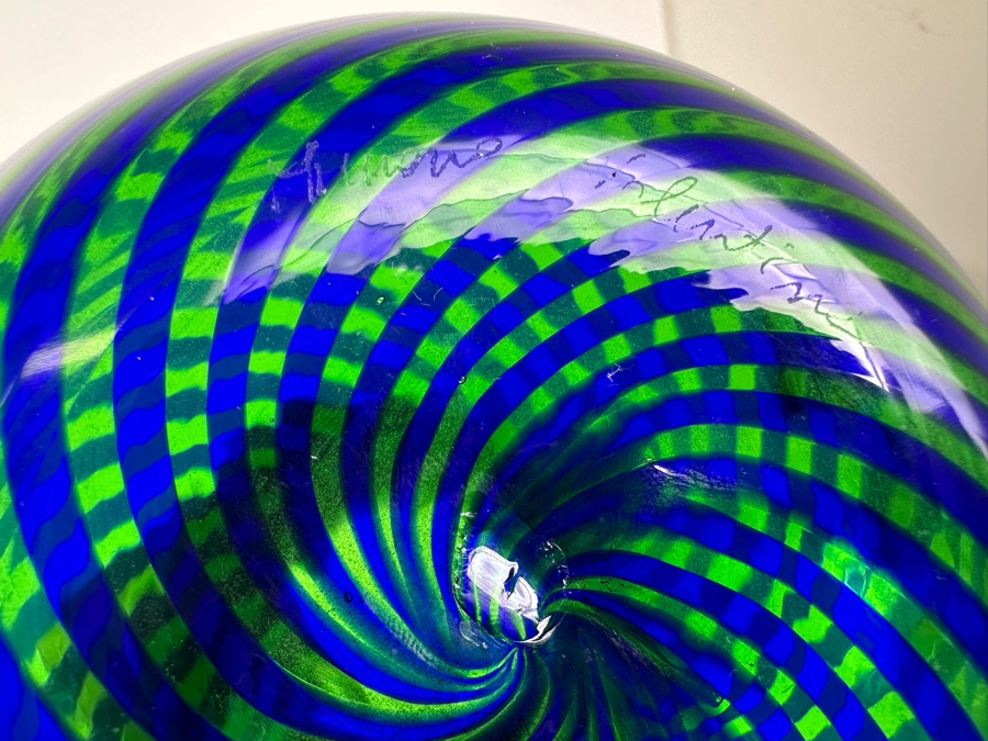 Stunning Vintage Artist Signed Italian Murano Glass Spiral Vase Blue & Green 6'H [Photo 9]