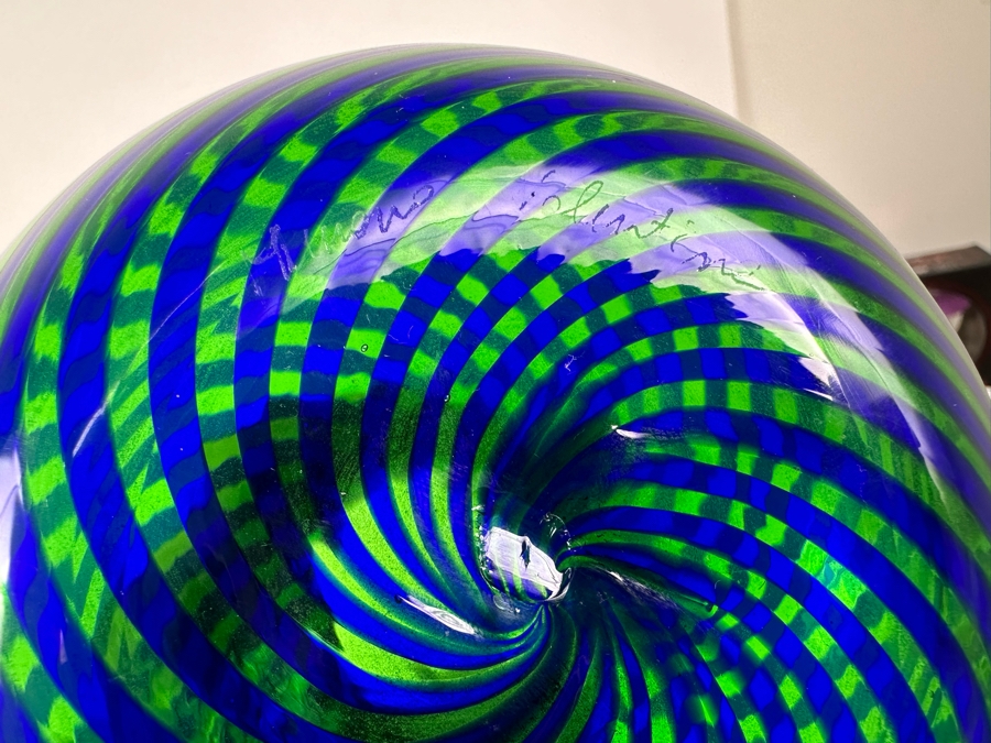 Stunning Vintage Artist Signed Italian Murano Glass Spiral Vase Blue & Green 6'H [Photo 10]