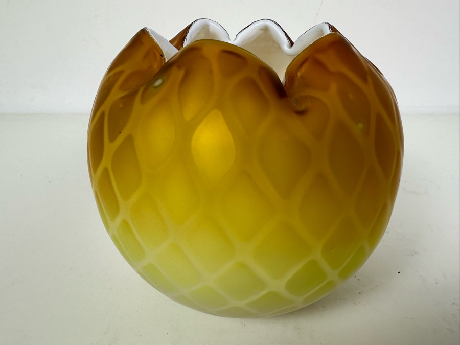 Victorian MOP Mother Of Pearl Satin Art Glass Rose Bowl 4.5'H [Photo 4]