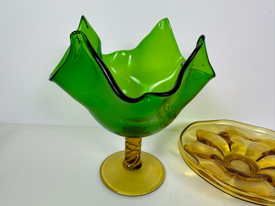 Footed Art Glass Bowl 8.5'H And Amber Glass Dish 8.5'W [Photo 3]