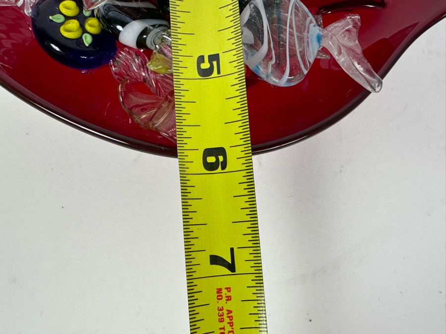 Italian Murano Glass Bowl With Glass Candy Pieces 7.5'W X 6'D X 2'H [Photo 6]