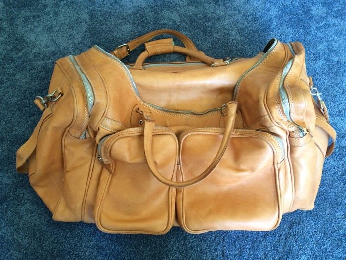 Leather Luggage [Photo 4]