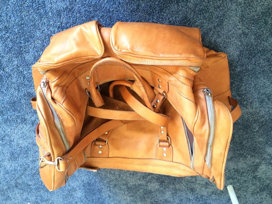 Leather Luggage [Photo 1]