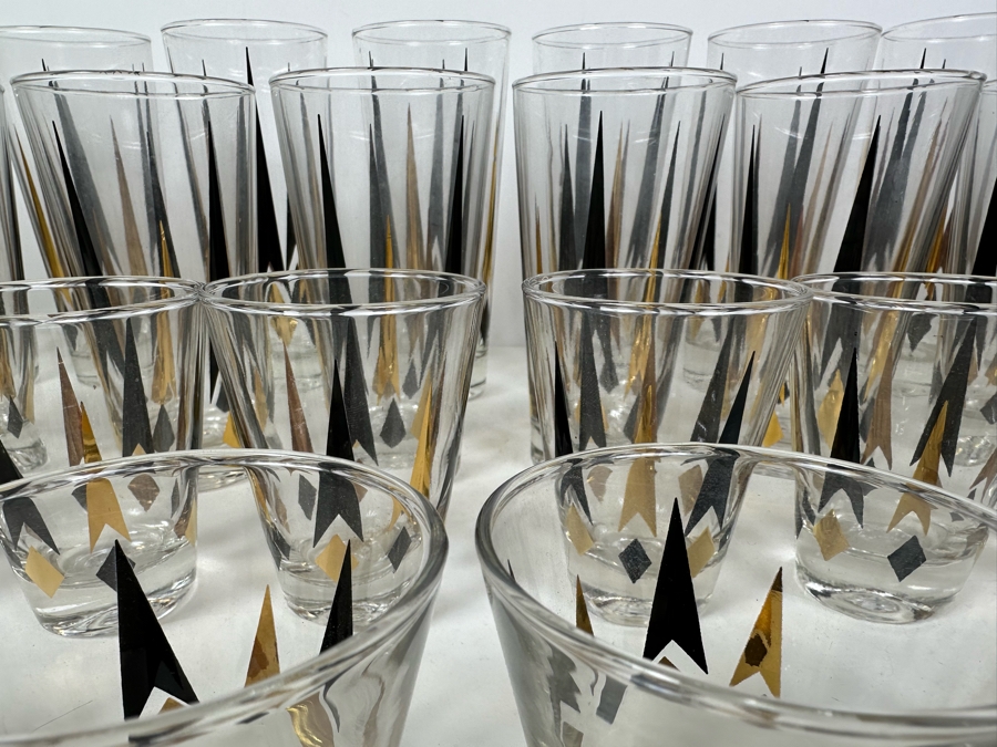 Huge Set Of Vintage MCM Atomic Barware Glasses Anchor Hocking Golden Peaks Apx 37 Glasses [Photo 6]