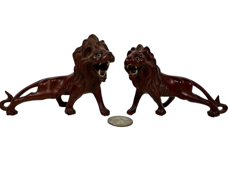 Pair Of Vintage Carved Wooden Lions 5'W X 3'H [Photo 1]