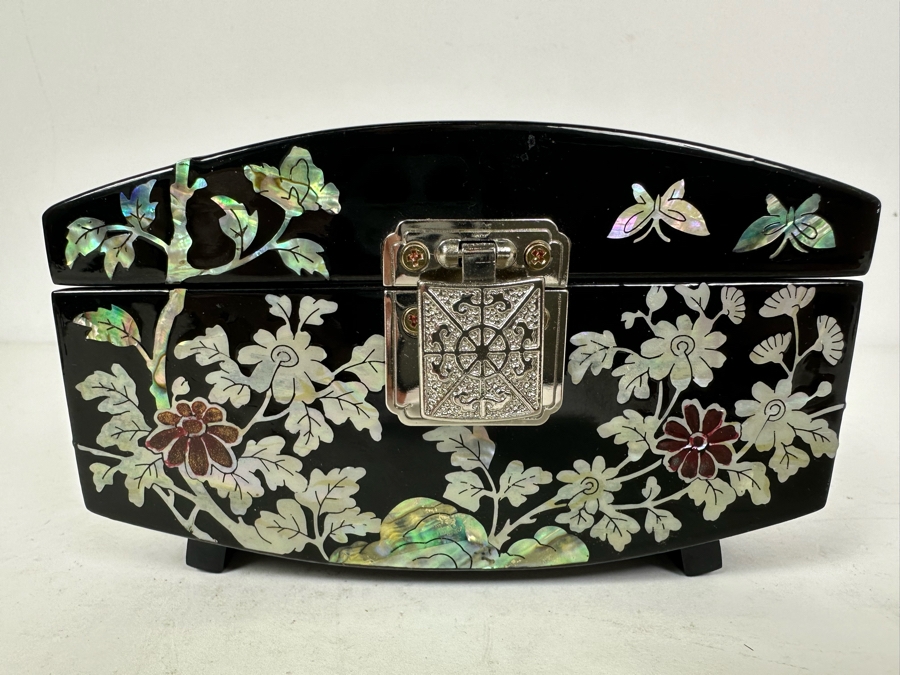 Vintage Asian Mother Of Pearl Inlay Lacquered Jewelry Box 5.25'W X 3.25'D X 3'H [Photo 3]
