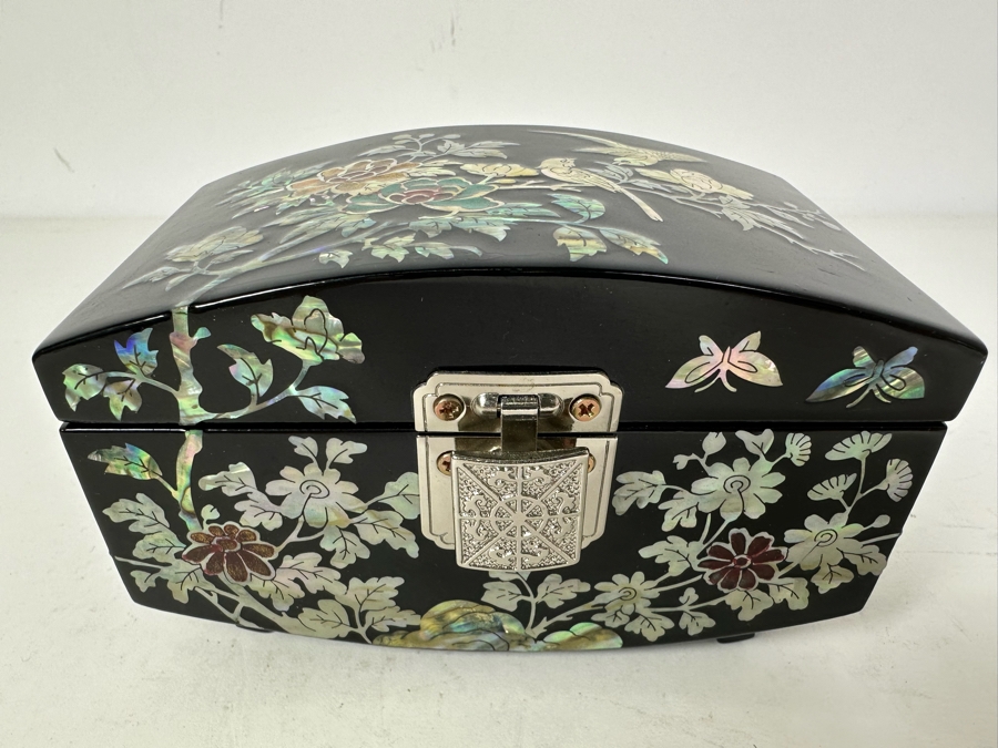 Vintage Asian Mother Of Pearl Inlay Lacquered Jewelry Box 5.25'W X 3.25'D X 3'H [Photo 2]