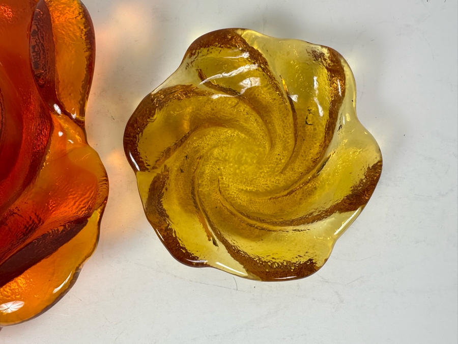 Set Of Three MCM Fenton Art Glass Dishes 9.5'W And 5'W [Photo 3]