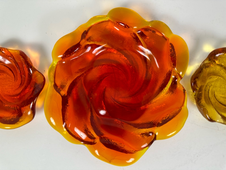 Set Of Three MCM Fenton Art Glass Dishes 9.5'W And 5'W [Photo 2]