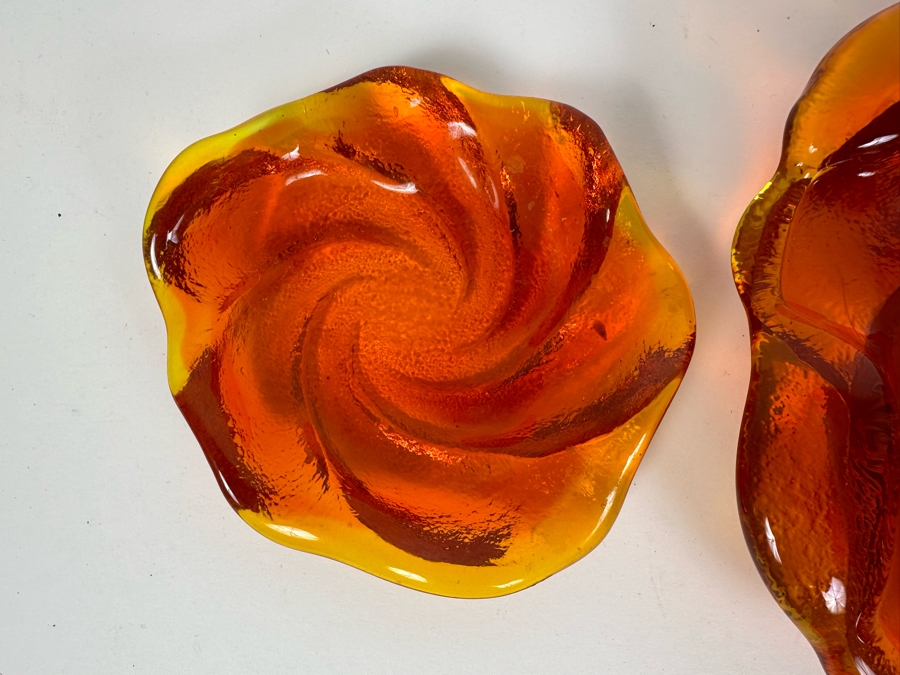 Set Of Three MCM Fenton Art Glass Dishes 9.5'W And 5'W [Photo 4]