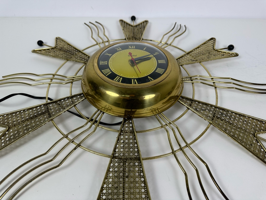 Vintage Mid-Century Modern Sunburst Wall Clock By United Clock Corp. 24'H [Photo 3]