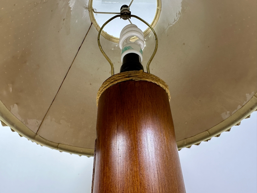 Comtemporary Tiki Table Lamp 26'H [Photo 7]