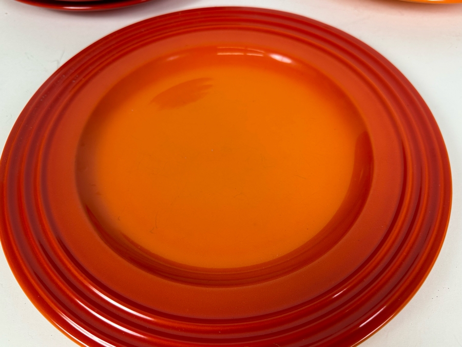 Le Creuset Stoneware Plates 12'R (3) Red Plates & (2) Orange Plates [Photo 2]