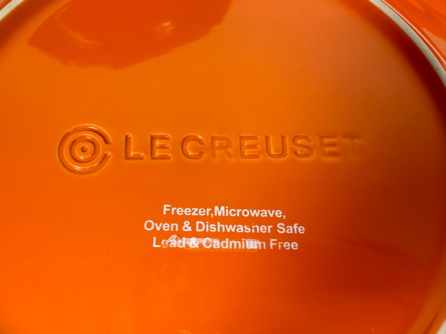 Le Creuset Stoneware Plates 12'R (3) Red Plates & (2) Orange Plates [Photo 4]