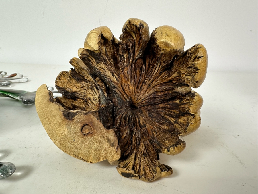 Art Glass Frog Wall Art 8.5'L & Hand Carved Wooden Frog 3.5'H [Photo 6]