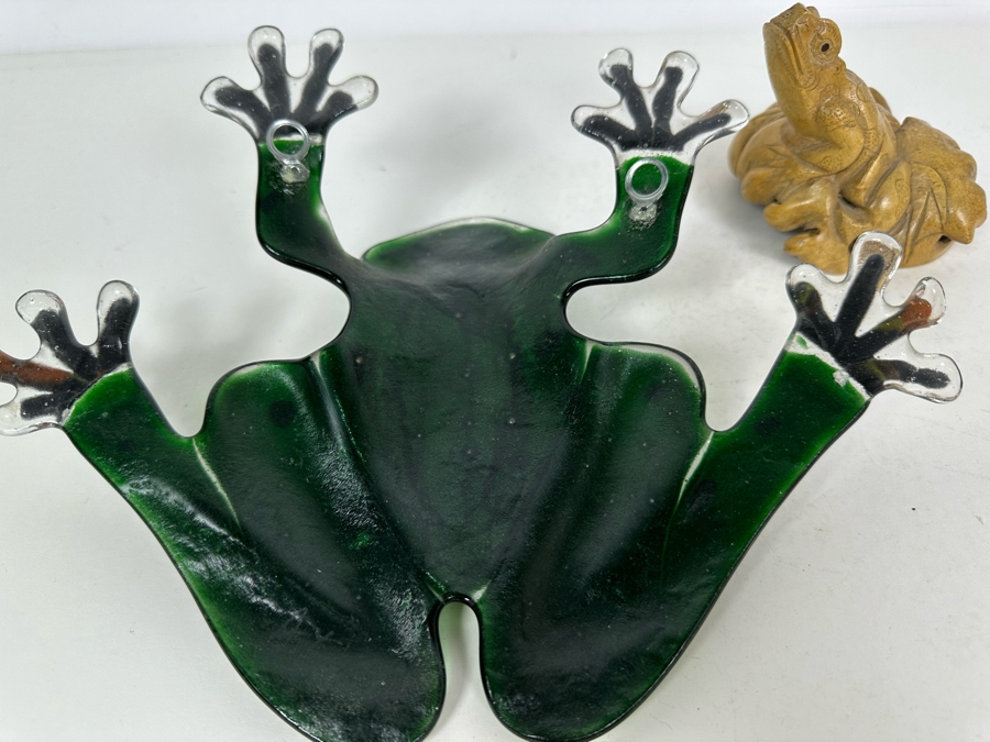 Art Glass Frog Wall Art 8.5'L & Hand Carved Wooden Frog 3.5'H [Photo 10]