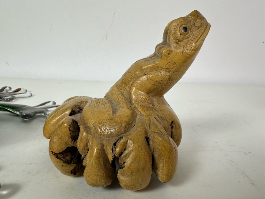 Art Glass Frog Wall Art 8.5'L & Hand Carved Wooden Frog 3.5'H [Photo 5]