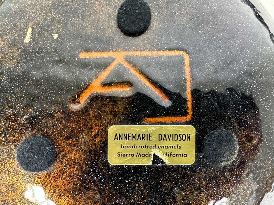 Collection Of Six Handmade Enamel Copper Plates Dishes Of Various Makes Including Annemarie Davidson And Bovano 4' - 5.75' [Photo 9]