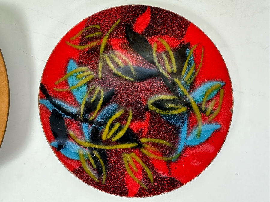 Collection Of Six Handmade Enamel Copper Plates Dishes Of Various Makes Including Annemarie Davidson And Bovano 4' - 5.75' [Photo 6]