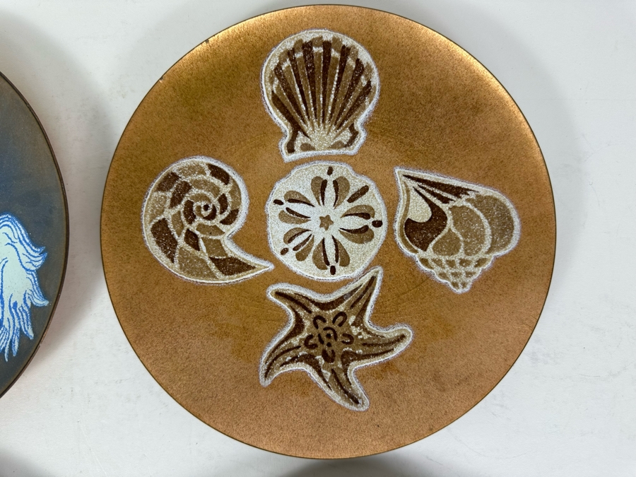 (4) Handmade Enamel Copper Plates Dishes Of Various Makes Including Annemarie Davidson 8'R [Photo 6]