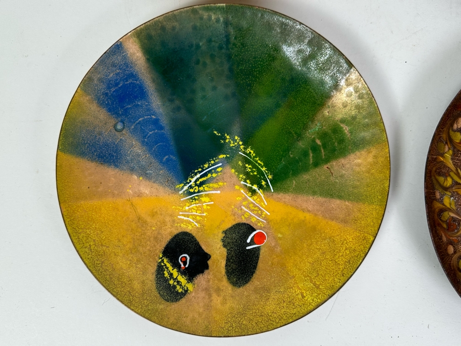 (4) Handmade Enamel Copper Plates Dishes Of Various Makes Including Annemarie Davidson 7.75'R [Photo 4]