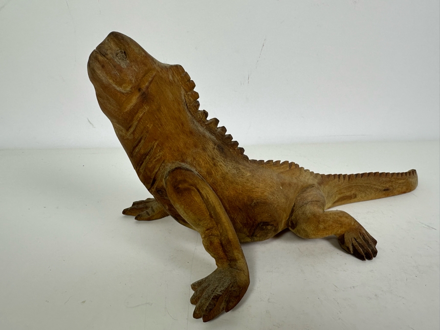 Carved Wooden Salmon Fish Wall Decor 17.5'L And Carved Wooden Iguana Lizard 12'L [Photo 3]