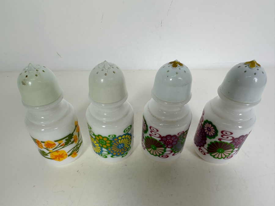 Vintage Milk Glass Salt & Pepper Shakers 4.5'H [Photo 2]