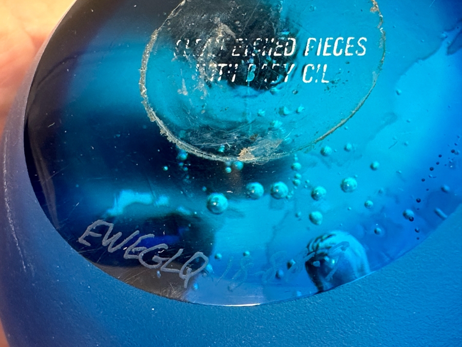 Vintage Steven Correia Blue Etched Art Glass World Globe Paperweight 4'H [Photo 10]