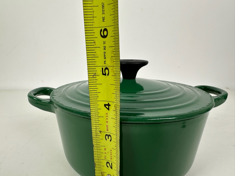 Le Creuset Cast Iron Pot With Lid 18 Made In France 9.5'W X 5'H [Photo 7]