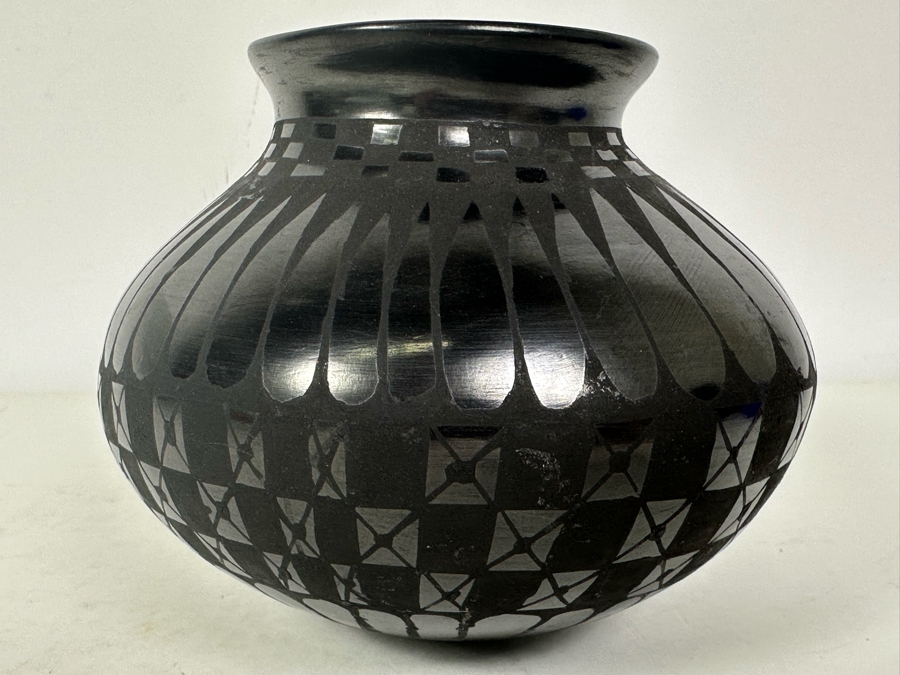 Vintage Artist Signed Blackware Pottery Olla Vase 4'H [Photo 2]