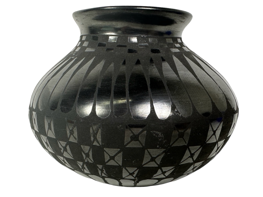 Vintage Artist Signed Blackware Pottery Olla Vase 4'H [Photo 1]