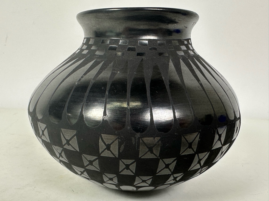 Vintage Artist Signed Blackware Pottery Olla Vase 4'H [Photo 3]