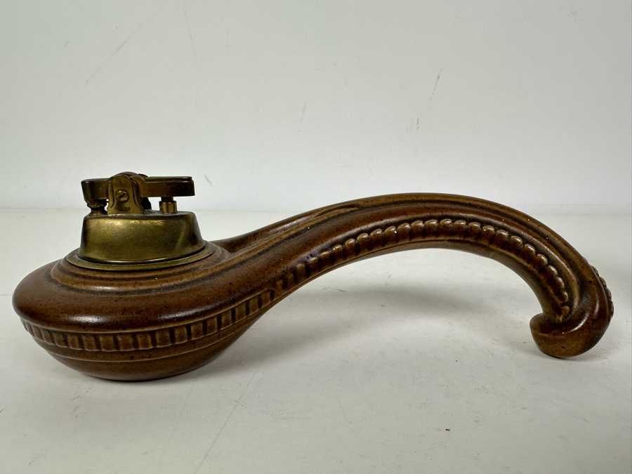 Pair Of Mid-Century Lighters [Photo 3]